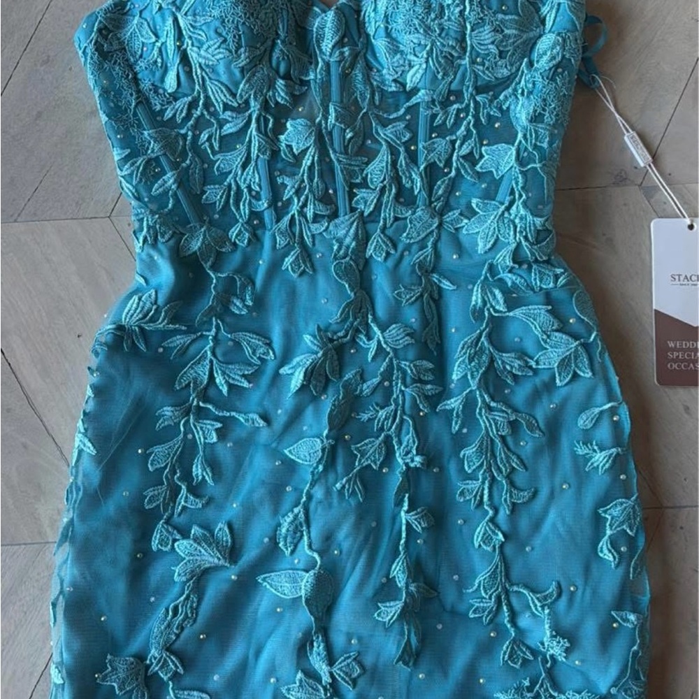Elegant Teal Lace Dress